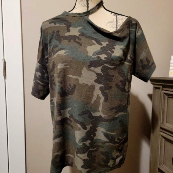 Fantastic Fawn camo Blouse L - Picture 1 of 4